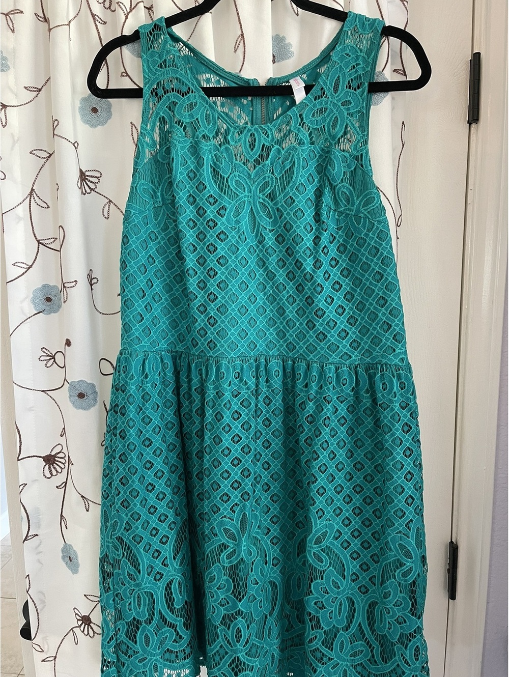 Xhilaration | XL | Teal Lace Dress - Picture 2 of 9